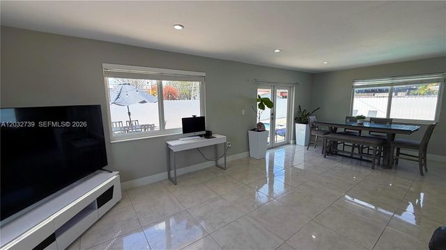 10455 SW 42nd Terrace, Miami, FL 33165