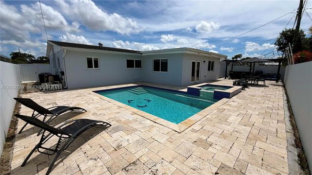 10455 SW 42nd Terrace, Miami, FL 33165