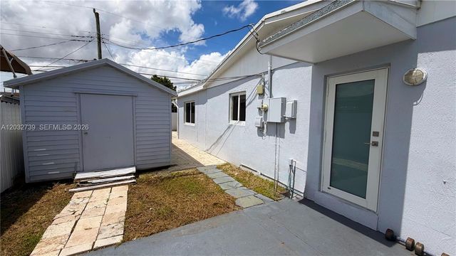 10455 SW 42nd Terrace, Miami, FL 33165