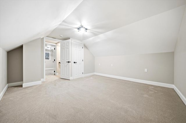 1093 Cilley Road, Manchester, NH 03103