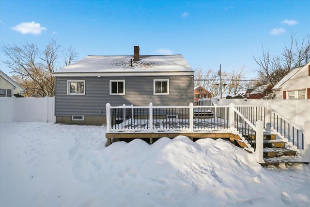 1093 Cilley Road, Manchester, NH 03103