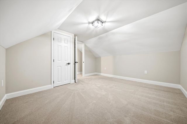 1093 Cilley Road, Manchester, NH 03103