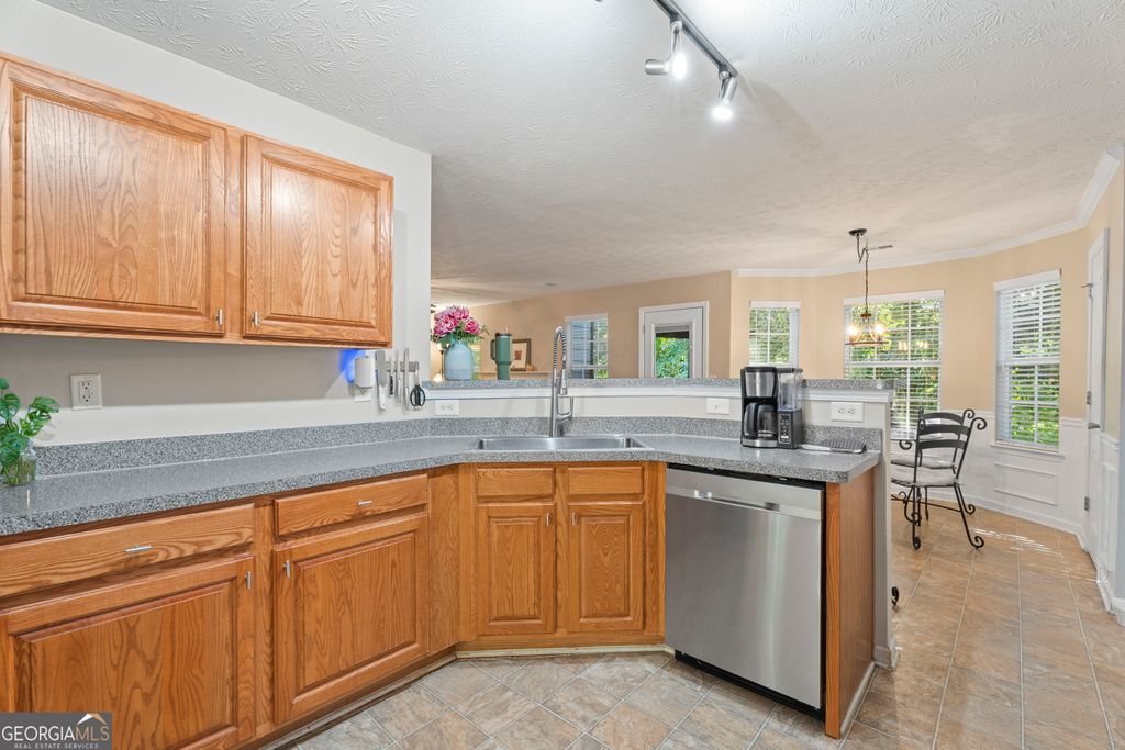1724 Birkshire Ridge, Mcdonough, GA 30252 — photo 5