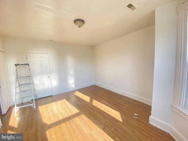 6013 SPRUCE ST, Philadelphia, PA 19139