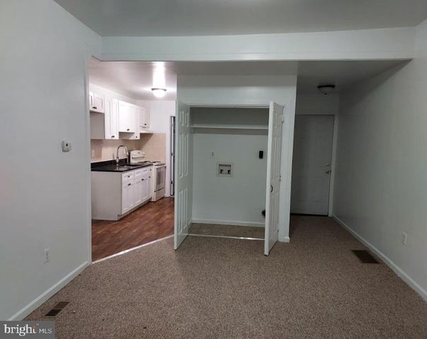 6013 SPRUCE ST, Philadelphia, PA 19139