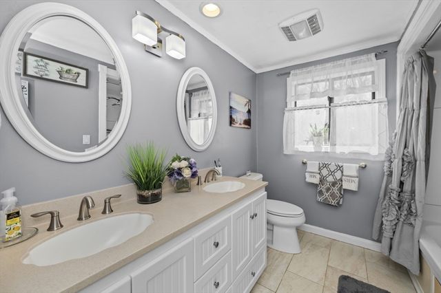 1 East St, North Reading, MA 01864