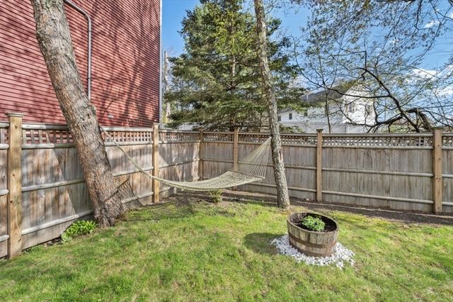 1 East St, North Reading, MA 01864
