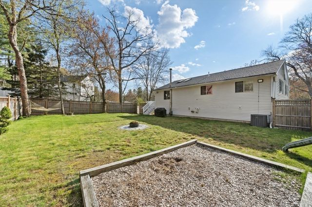1 East St, North Reading, MA 01864