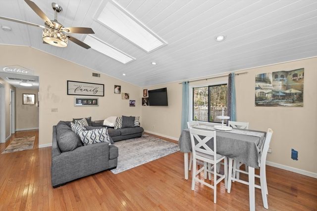 1 East St, North Reading, MA 01864