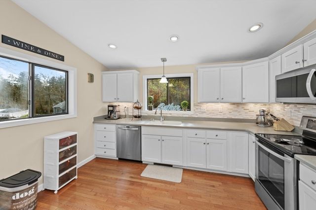 1 East St, North Reading, MA 01864