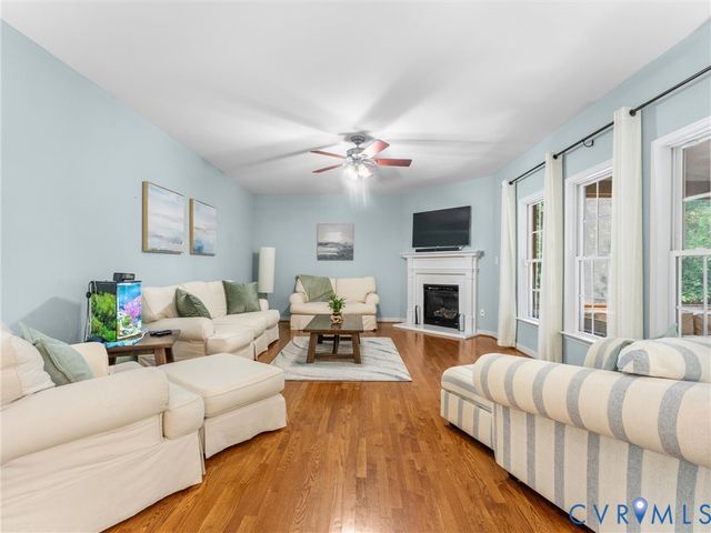 5073 Red Fern Ct, Midlothian, VA 23112