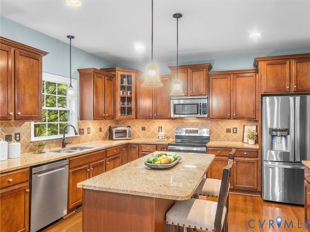 5073 Red Fern Ct, Midlothian, VA 23112