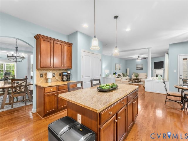 5073 Red Fern Ct, Midlothian, VA 23112