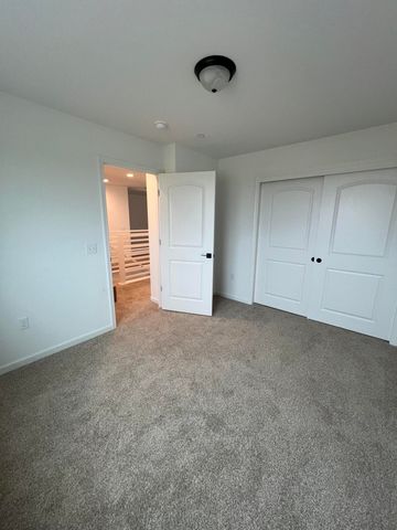 788 Apple Street, Dinuba, CA 93618