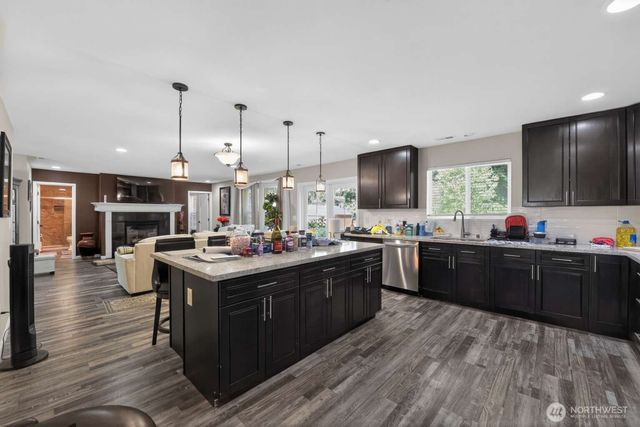 17728 93rd Avenue, Puyallup, WA 98375