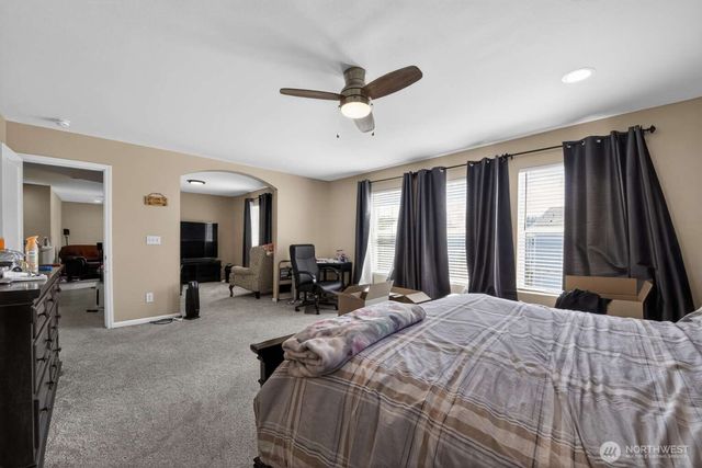 17728 93rd Avenue, Puyallup, WA 98375