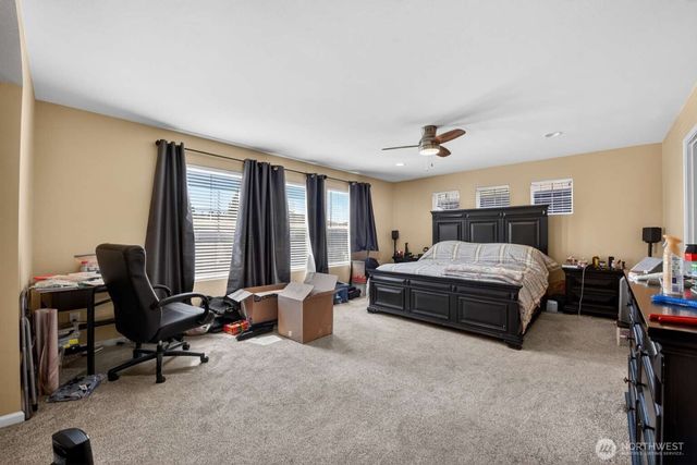 17728 93rd Avenue, Puyallup, WA 98375