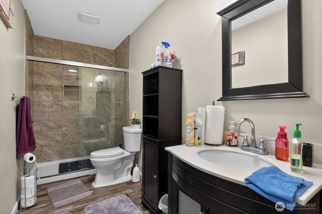 17728 93rd Avenue, Puyallup, WA 98375