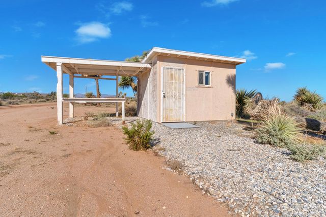 3230 Balsa Avenue, Yucca Valley, CA 92284
