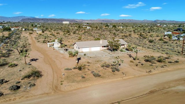 3230 Balsa Avenue, Yucca Valley, CA 92284