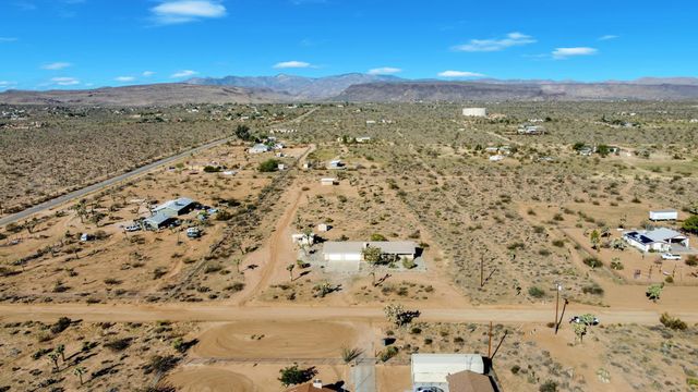 3230 Balsa Avenue, Yucca Valley, CA 92284