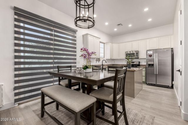 1367 S COUNTRY CLUB Drive 1041, Mesa, AZ 85210