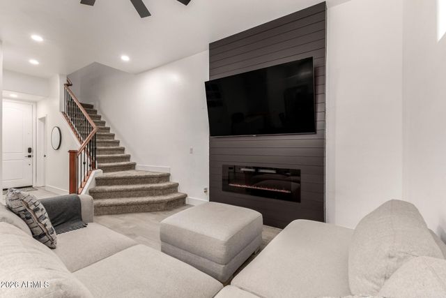 1367 S COUNTRY CLUB Drive 1041, Mesa, AZ 85210