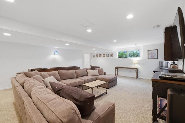 4528 Scenic View Road, Windsor, WI 53598