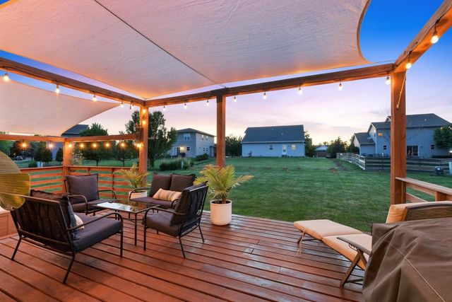 4528 Scenic View Road, Windsor, WI 53598
