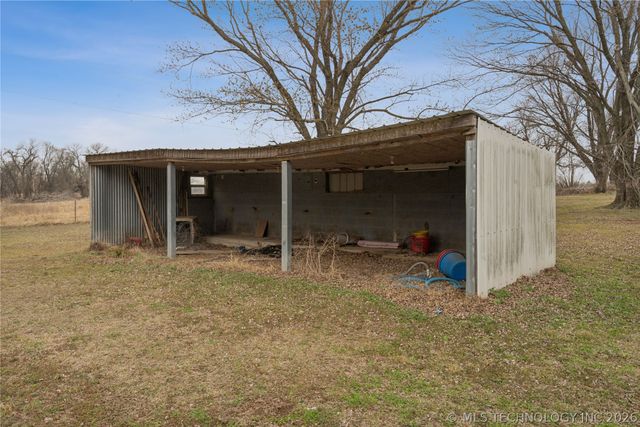33619 S 4200 Road, Inola, OK 74036