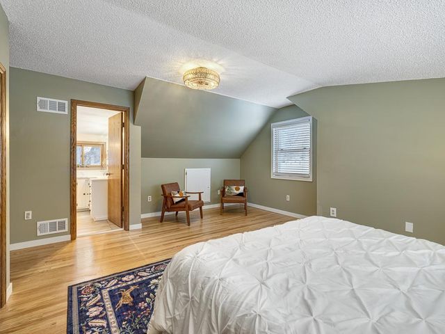 4247 Limestone Drive, Eagan, MN 55122