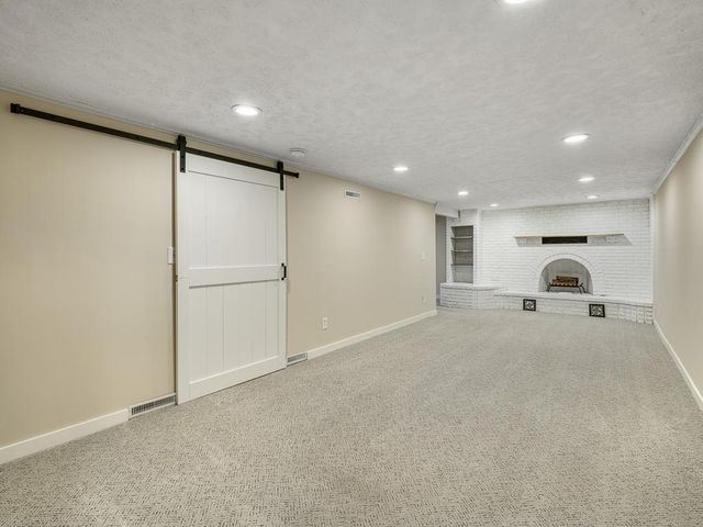 4247 Limestone Drive, Eagan, MN 55122