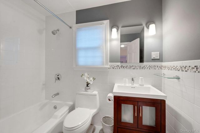 48 Highland Circle, Bronxville, NY 10708