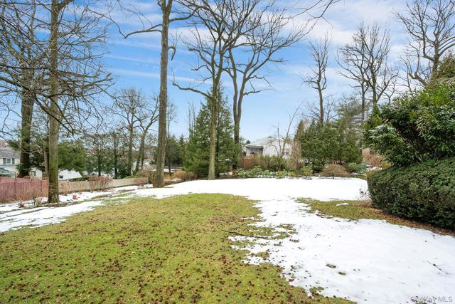 48 Highland Circle, Bronxville, NY 10708