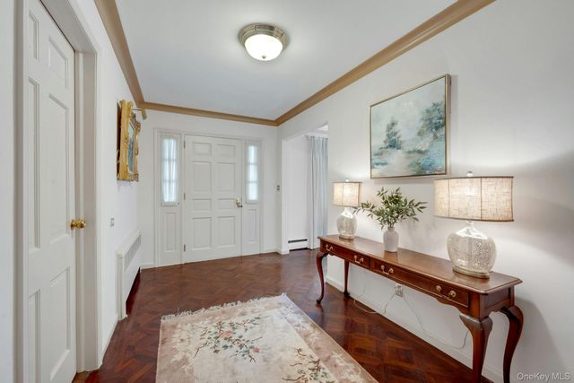 48 Highland Circle, Bronxville, NY 10708