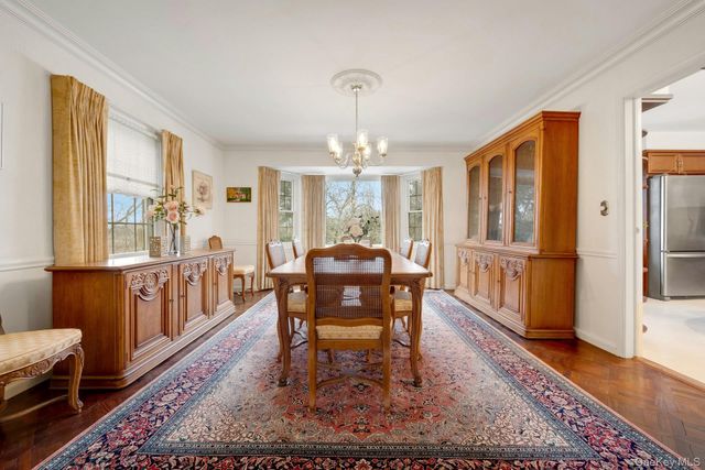 48 Highland Circle, Bronxville, NY 10708