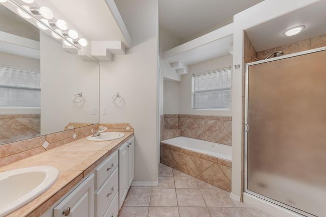 10011 Alexandria Road NE, Albuquerque, NM 87122