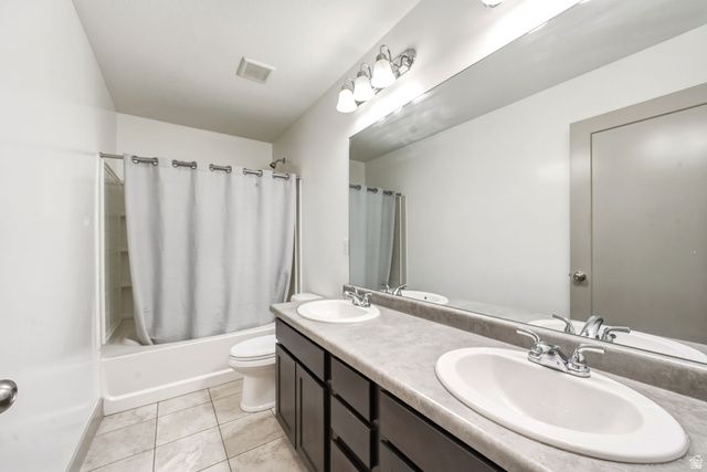 2352 W ISLAND DR, Kaysville, UT 84037