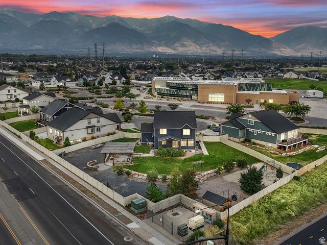2352 W ISLAND DR, Kaysville, UT 84037