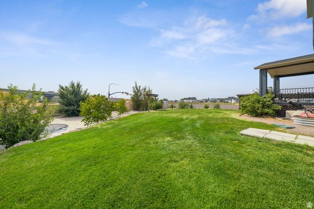 2352 W ISLAND DR, Kaysville, UT 84037