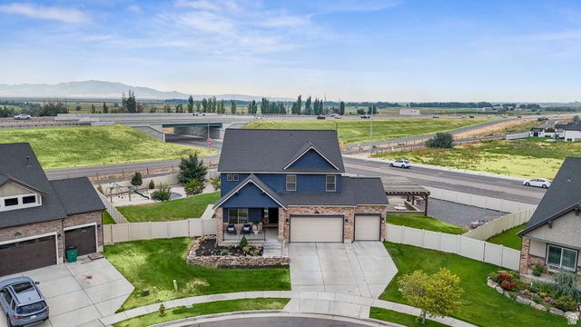2352 W ISLAND DR, Kaysville, UT 84037