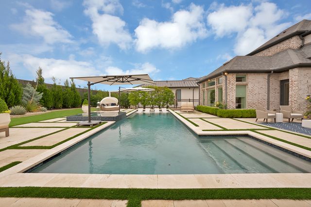 1752 Courtland Drive, Frisco, TX 75034