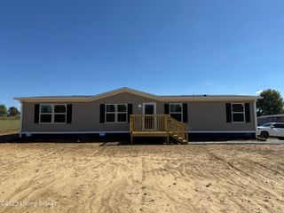 37 Shellie Dr, Leitchfield, KY 42754