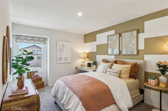 15535 April Dawn Way 4, Fontana, CA 92336