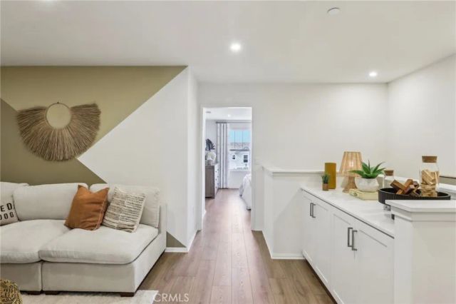 15535 April Dawn Way 4, Fontana, CA 92336