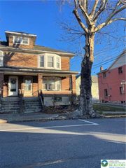 121 Belvedere Street, Nazareth Boro, PA 18064