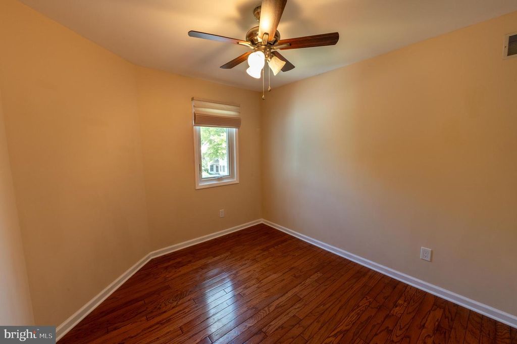 7924 CROSS CREEK CIR, Breinigsville, PA 18031