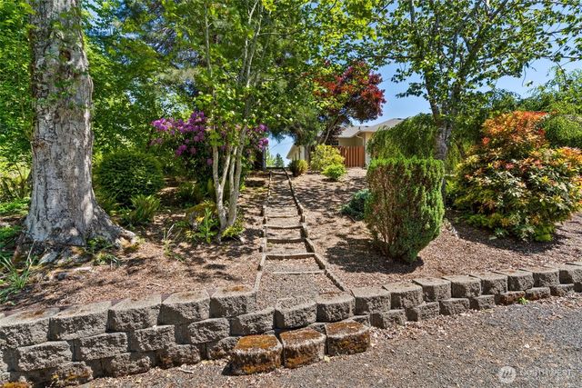 1620 Prospect Street, Raymond, WA 98577