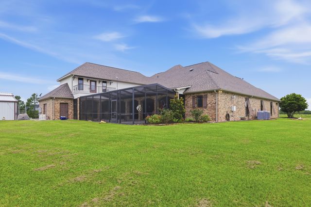 2855 W Tank Farm Rd, Lake Charles, LA 70605