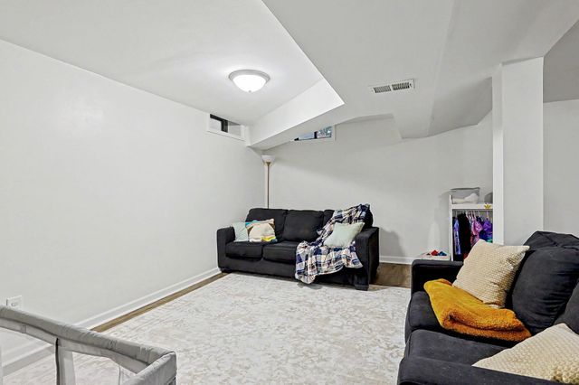 521 S Westview Drive, Derby, KS 67037